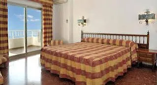 Hotel Apartamentos Bajondillo Торремолинос 4*,